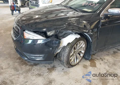 2018 Ford Taurus Limited z USA, uszkodzony, nr VIN 1FAHP2F83JG120493